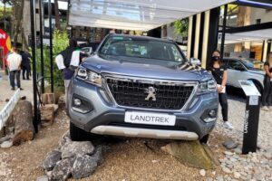 peugeot landtrek fiat stellantis
