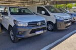 Kinto en Córdoba suma dos vehículos de trabajo: Hilux cabina simple y Hiace furgón